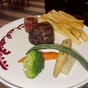 Savor Juicy Mini Steak Coral Bay Contact Us Today