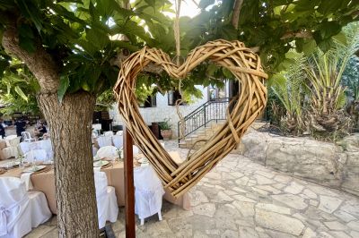 Unwind in an Upscale Event Venue in Coral Bay Perf